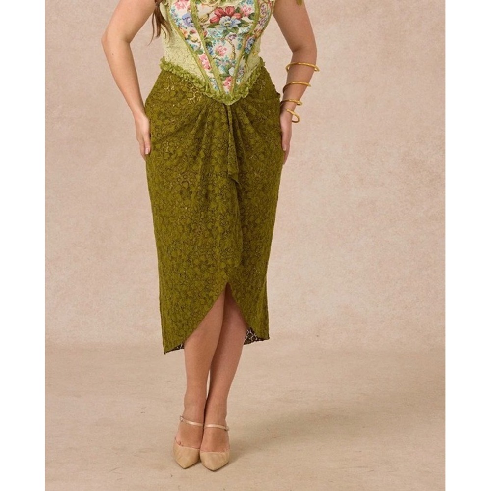 LACEMADE OLIVE LACE MIDI SKIRT 3X Curve&Plus Enchanted Forest Skirt - Picture 2 of 12